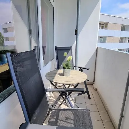 O04-005 ハイリゲンハーフェン