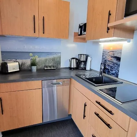 O04-005 アパート ハイリゲンハーフェン